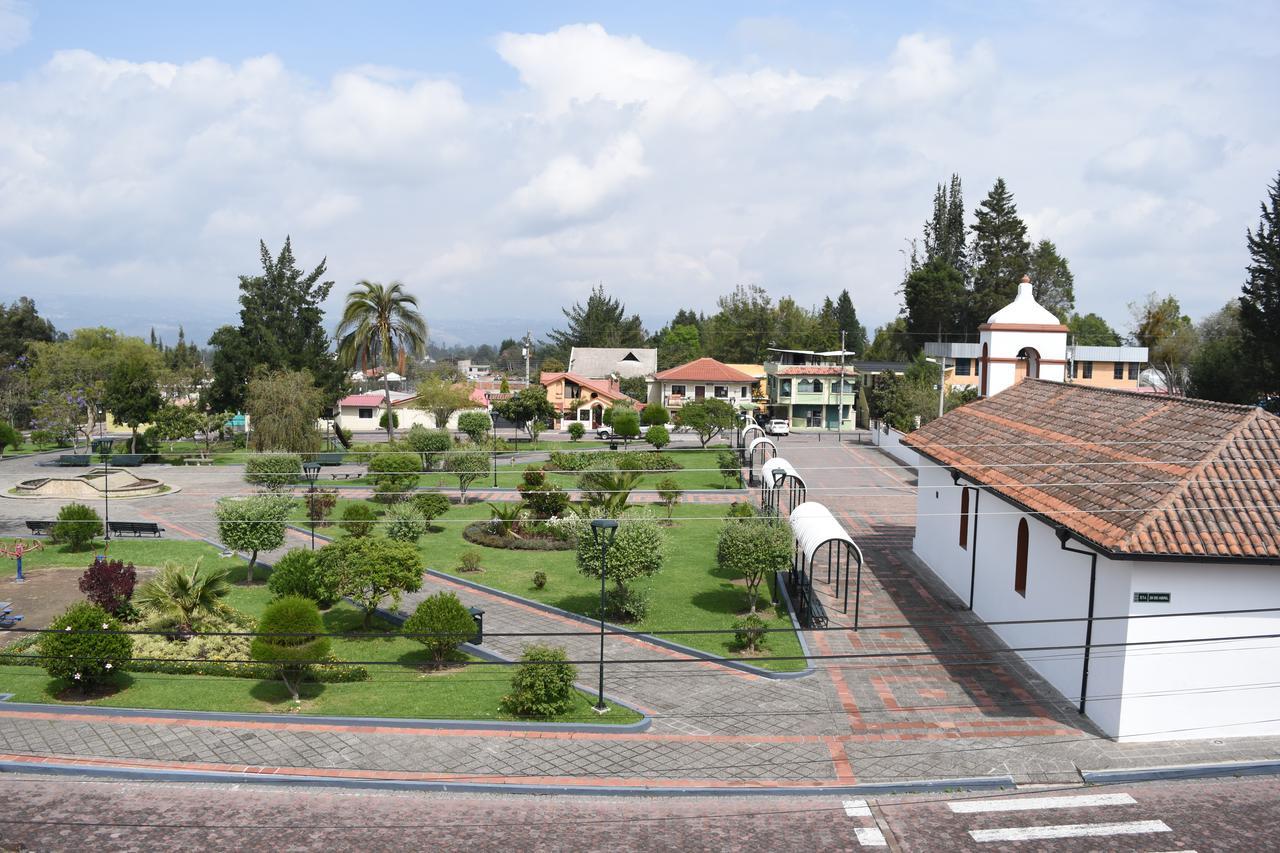 Hostal El Parque Tababela Exteriér fotografie