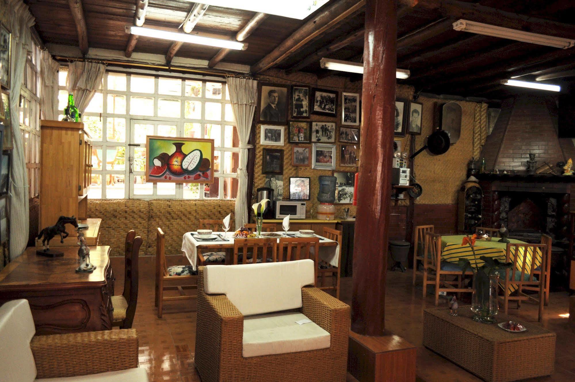 Hostal El Parque Tababela Exteriér fotografie